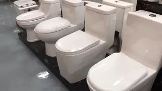 Modern Close-Coupled Toilets - Rounded