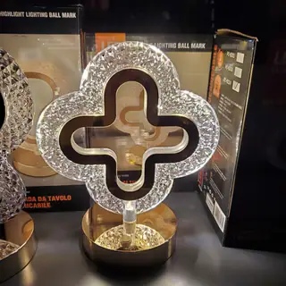 Luxury Crystal Desk Lamp - Four Petal