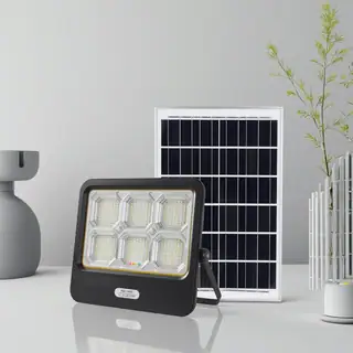 High Brightness Solar Floodlight