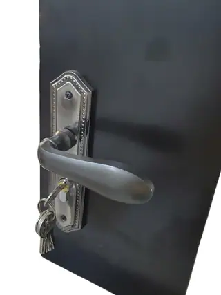 Interior Door Handle Lock - Beaded Backplate