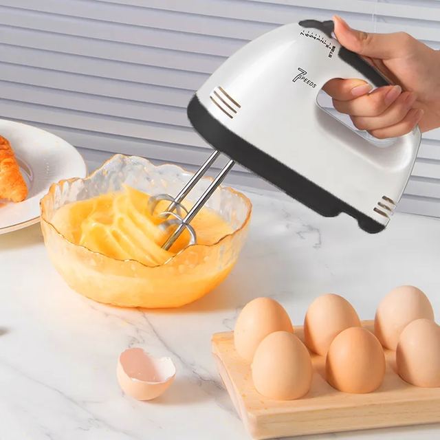 Scarlett Hand Mixer - Egg Beater