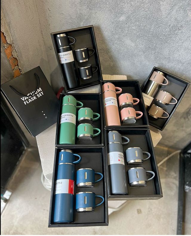 Vacuum Flask Gift Set